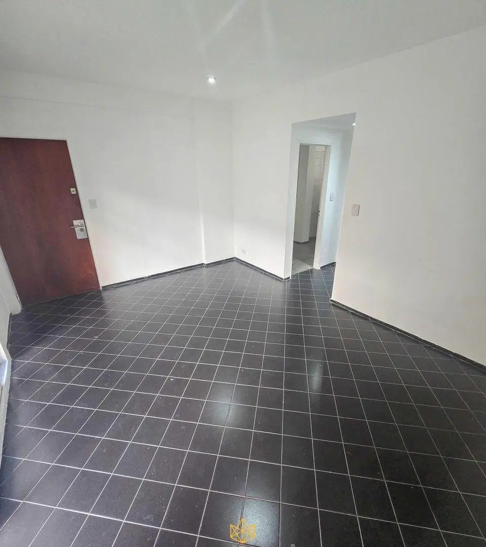 Venta departamento de 2 ambientes en planta baja con patio y cochera en Villa Lugano - Apto crédito 2