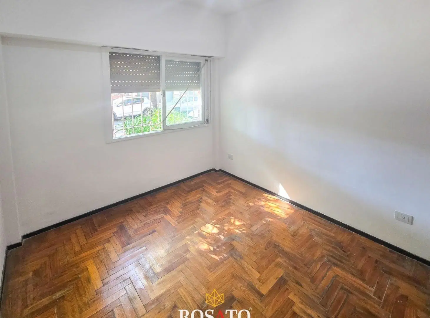 Venta departamento de 2 ambientes en planta baja con patio y cochera en Villa Lugano - Apto crédito 5