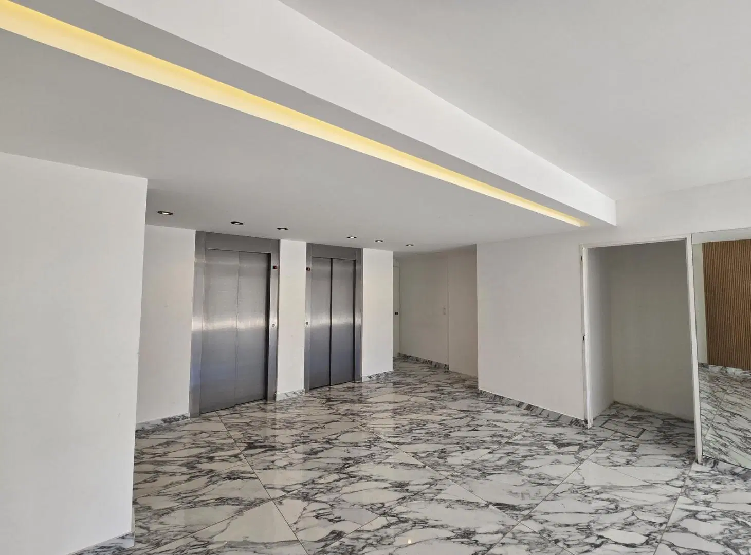 Alquiler departamento 4 ambientes a estrenar con cochera y piscina en Complejo El Molino, Villa Luro 3