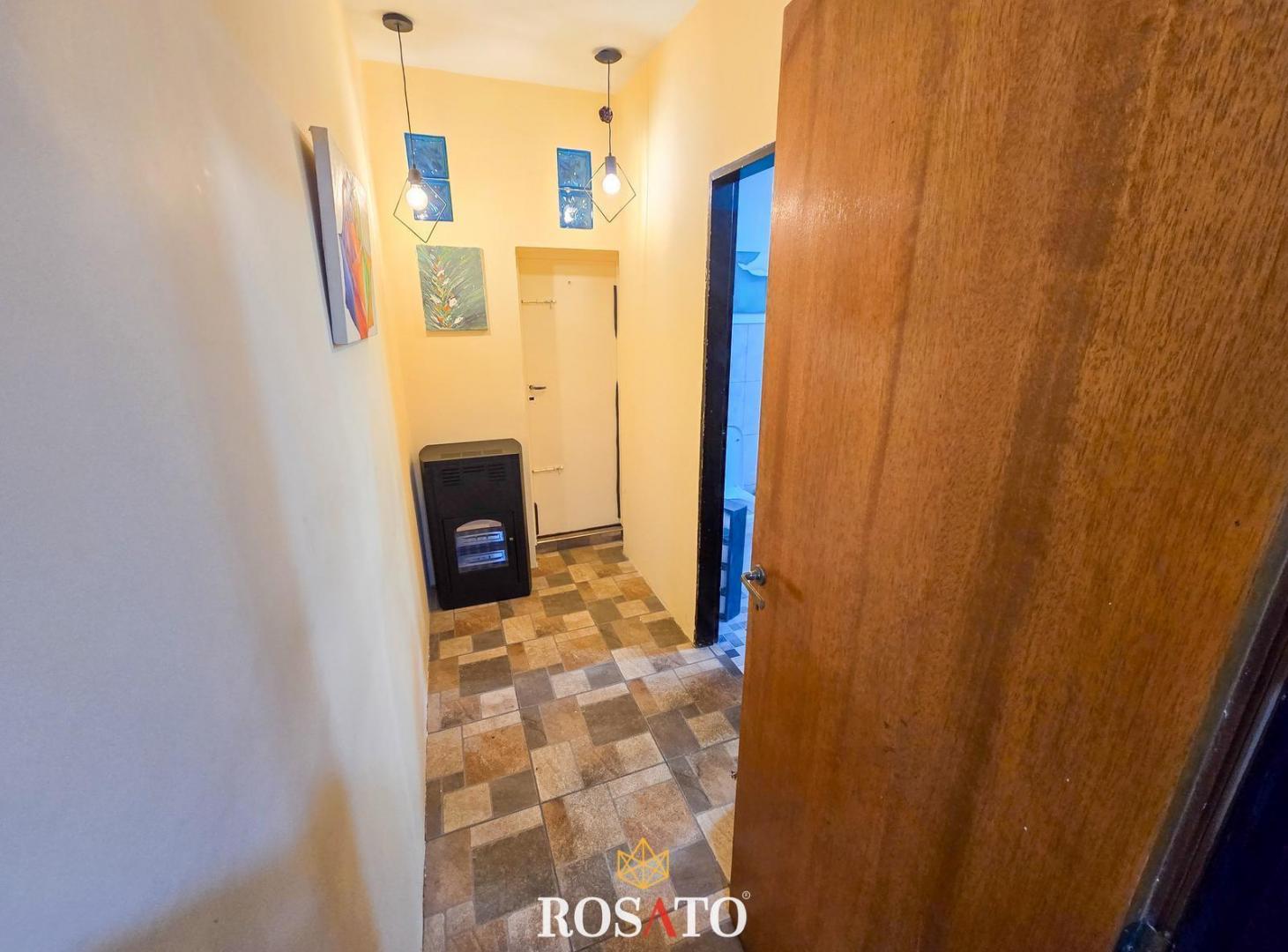 Foto de Venta casa de 5 ambientes con garaje y jardín en Villa Lugano, imagen 3