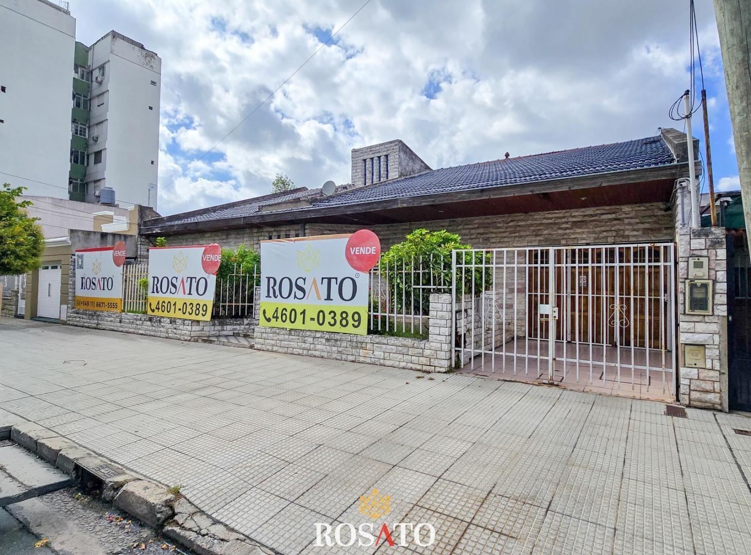 Venta lote doble frente de 748 m² en Villa Lugano