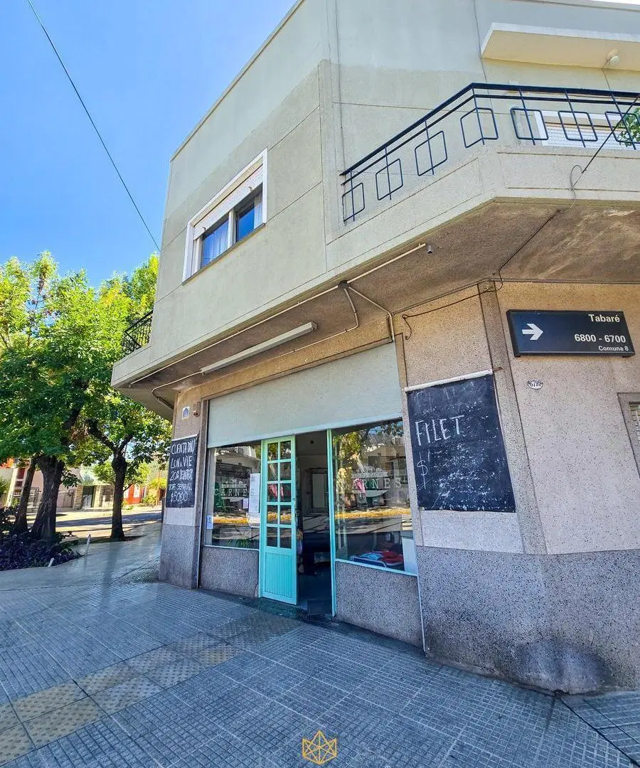 Venta Local Comercial de 35 m² con Vidriera en Esquina en Villa Lugano 3