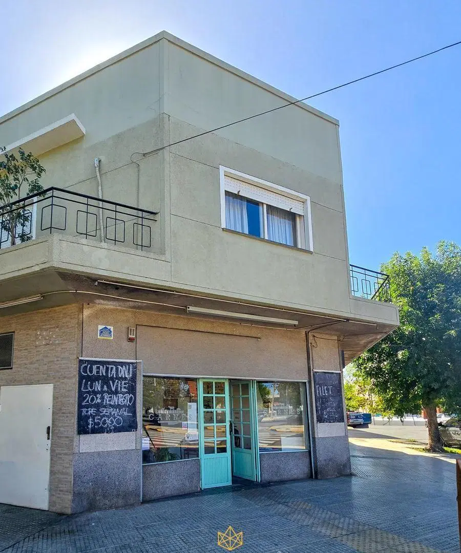 Venta Local Comercial de 35 m² con Vidriera en Esquina en Villa Lugano 1