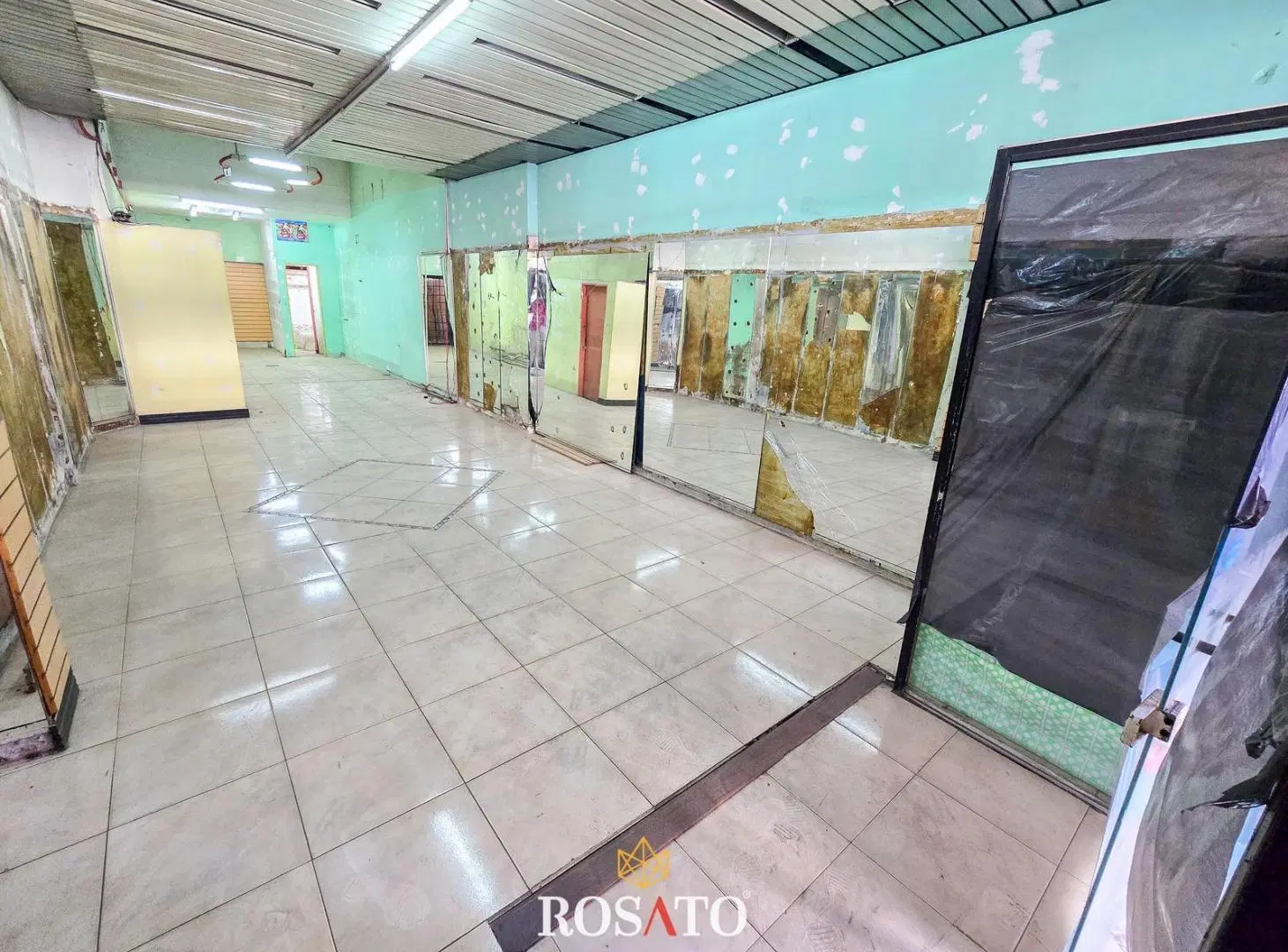 Venta o Alquiler | Local Comercial de 67 m² en Excelente Ubicación de Villa Lugano 3