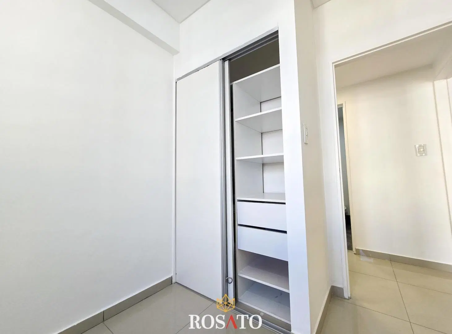 Venta | Departamento de 3 ambientes con balcón, cochera y baulera en Caballito Norte - Apto crédito 4