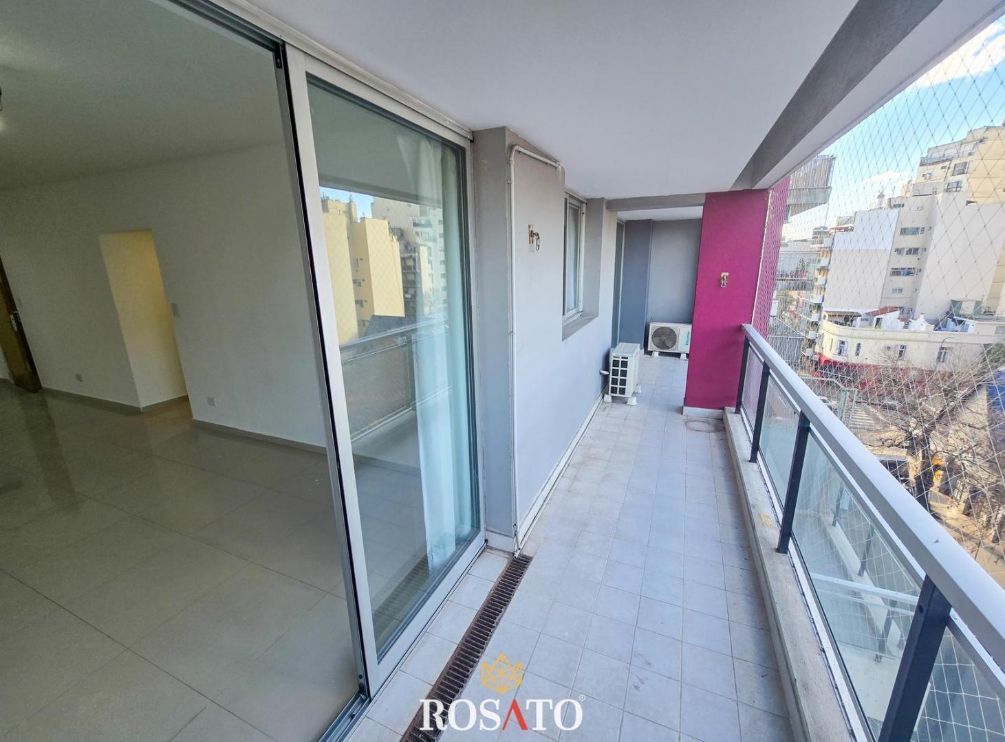 Foto de Venta | Departamento de 3 ambientes con balcón, cochera y baulera en, imagen 3