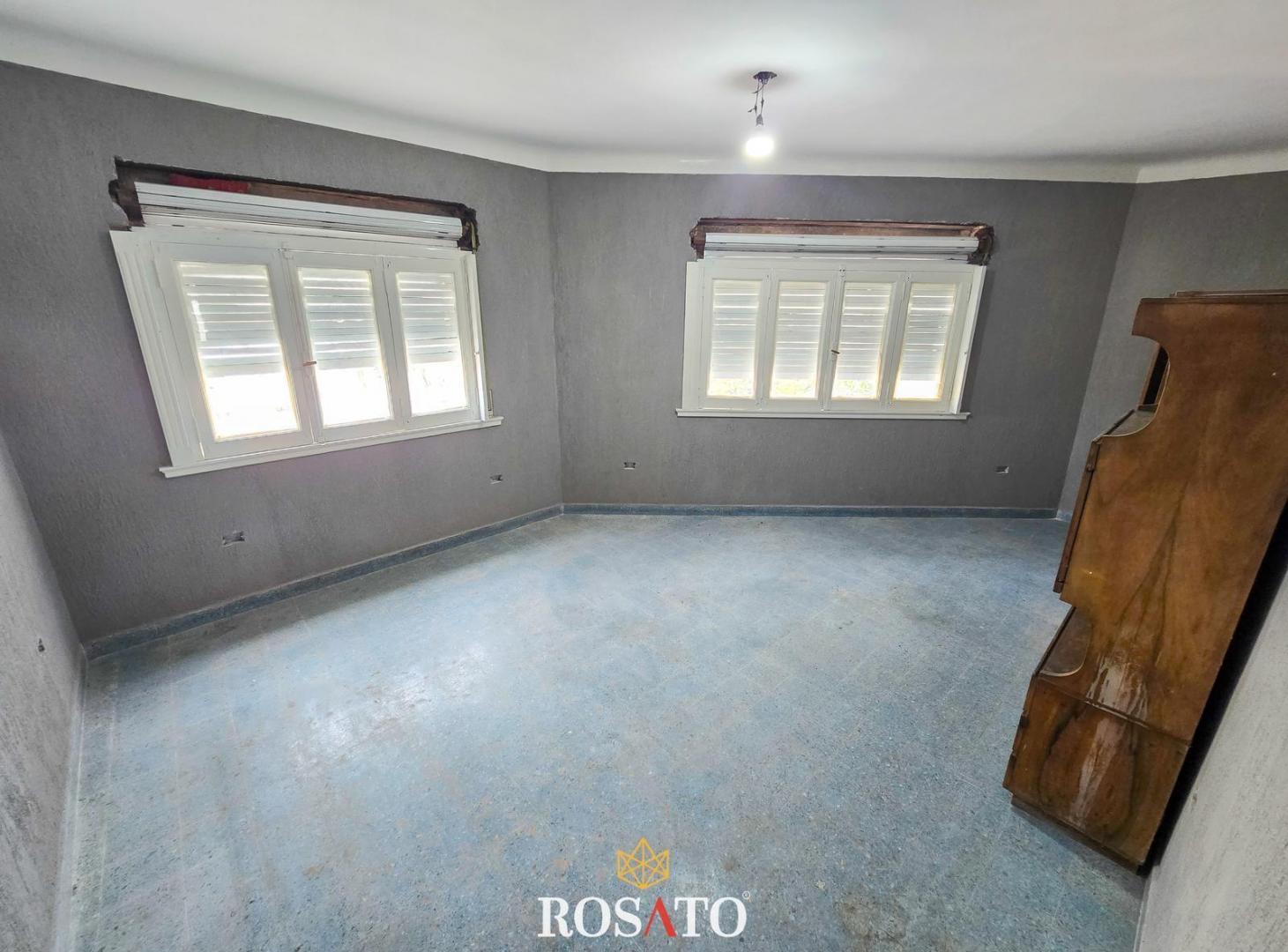 Foto de Venta Propiedad en Esquina con 2 Locales y 2 Viviendas en Villa Lugano, imagen 3