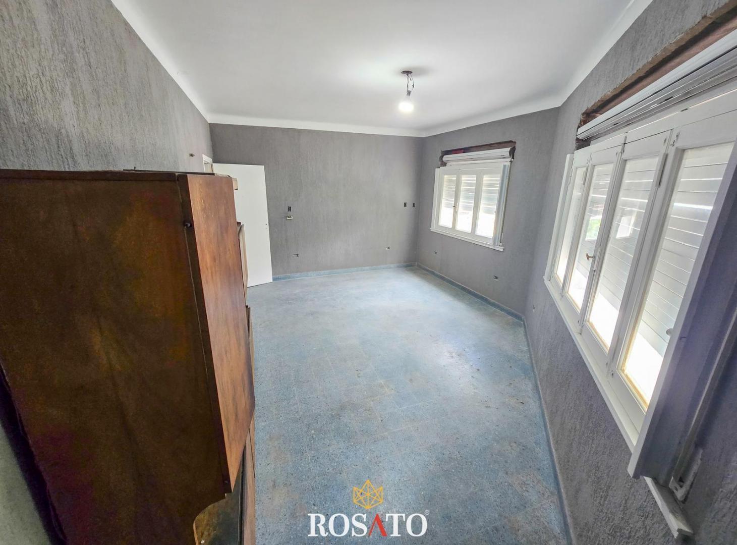 Foto de Venta Propiedad en Esquina con 2 Locales y 2 Viviendas en Villa Lugano, imagen 1