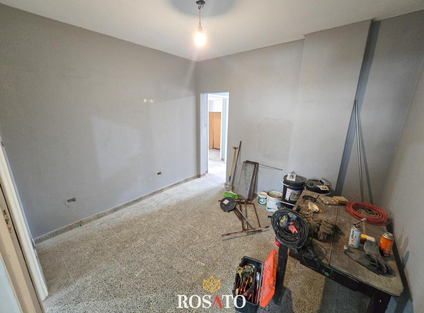 Foto de Venta Propiedad en Esquina con 2 Locales y 2 Viviendas en Villa Lugano, imagen 5