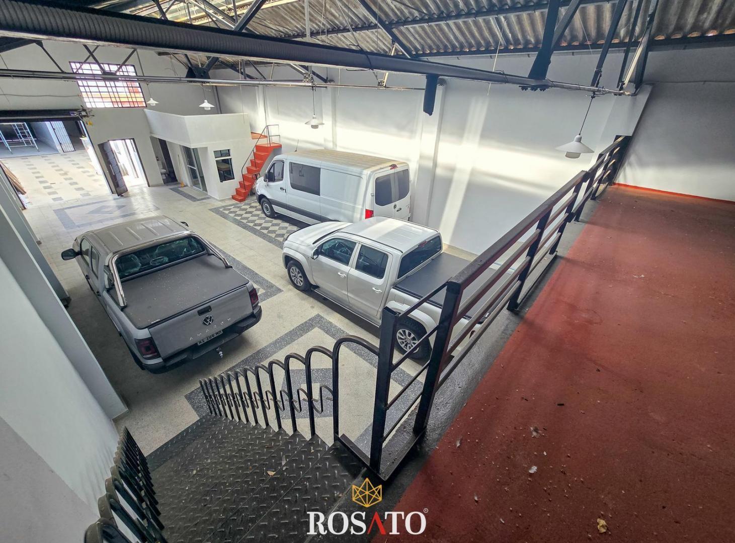 Foto de Venta propiedad en block con galpón, local y dos viviendas – Villa, imagen 3