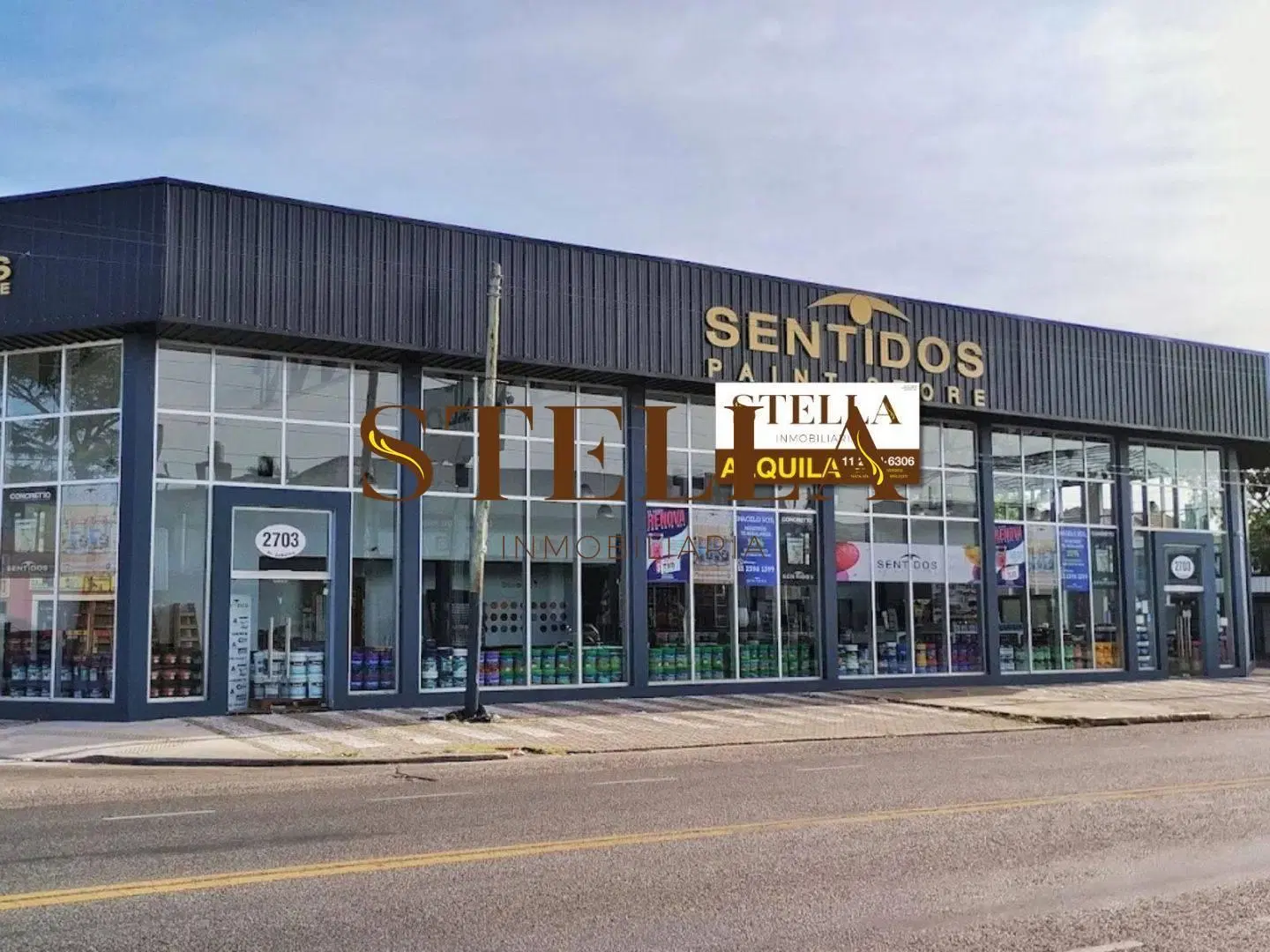 Local Comercial de Gran Escala en Esquina Castelar 3