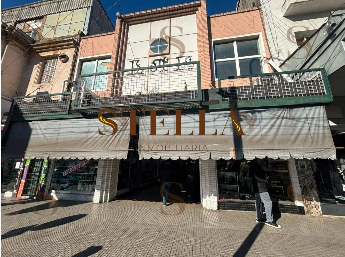 ALQUILER Local Comercial en Galería La Strada - Ramos Mejía 4