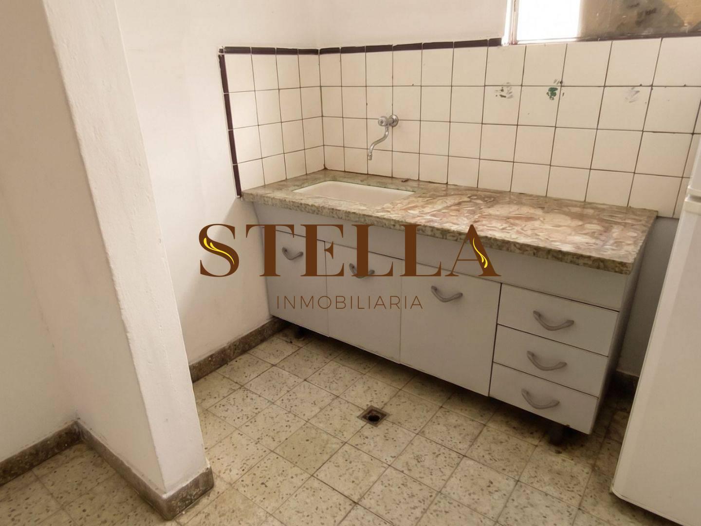 Foto de VENTA DE PROPIEDAD EN BLOCK CON LOCAL - Ramos Mejía, La Matanza, imagen 3