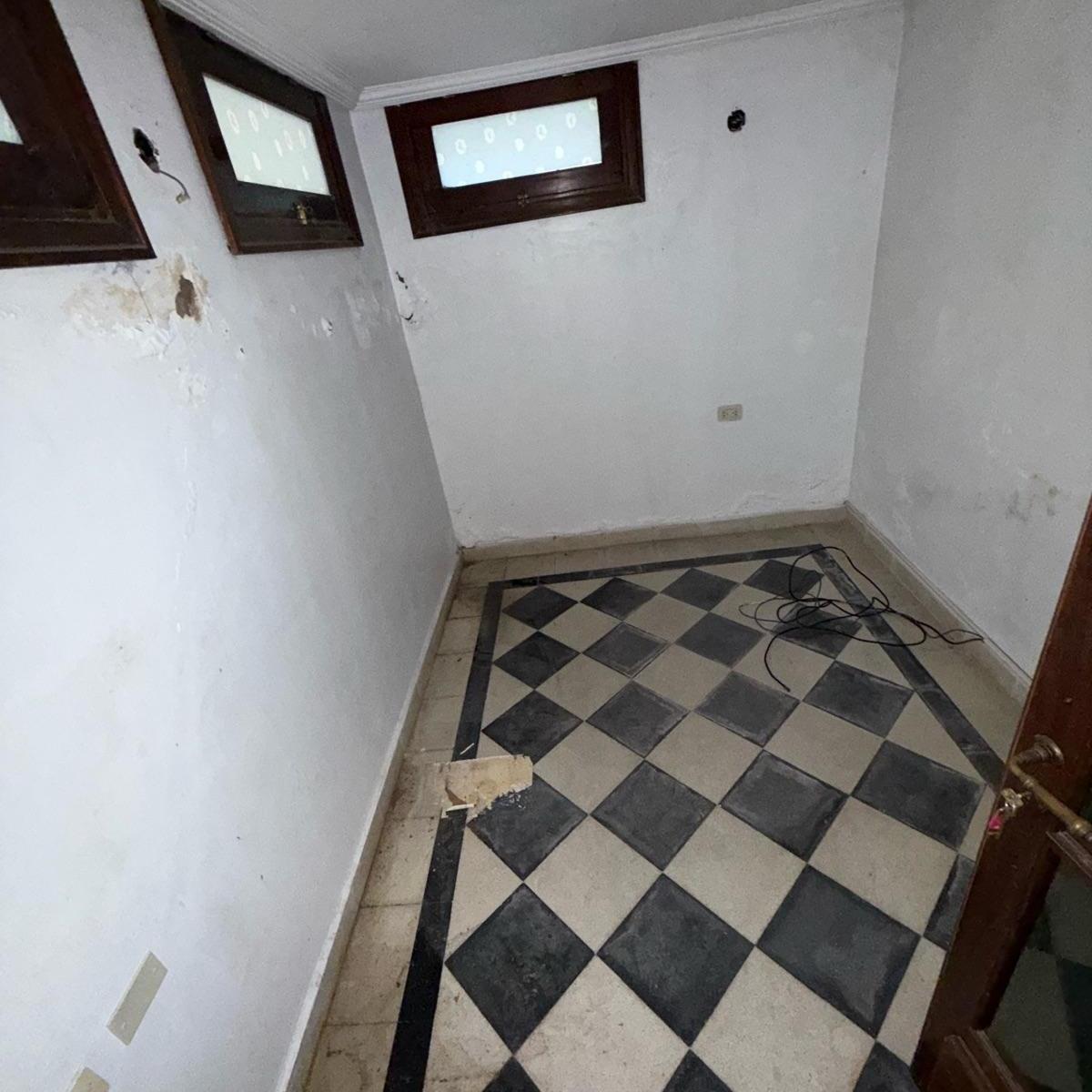 Venta de Casa de Estilo en La Plata 4