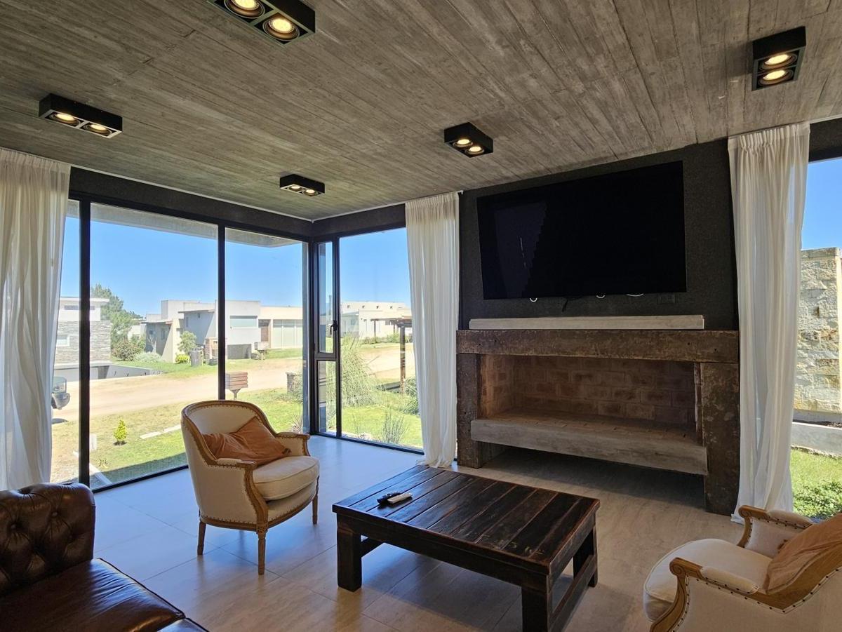 Casa en Venta Costa Esmeralda Pinamar 1