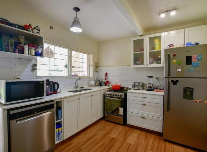 Casa en venta con pileta y 3 dormitorios APTO CREDITO City Bell 5
