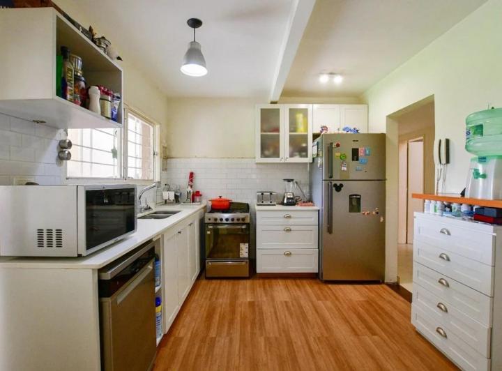 Casa en venta con pileta y 3 dormitorios APTO CREDITO City Bell 3