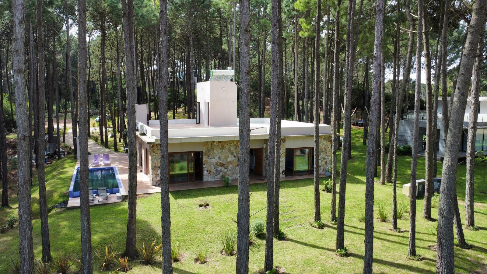 Casa 2 dormitorios en alquiler temporario Pinamar