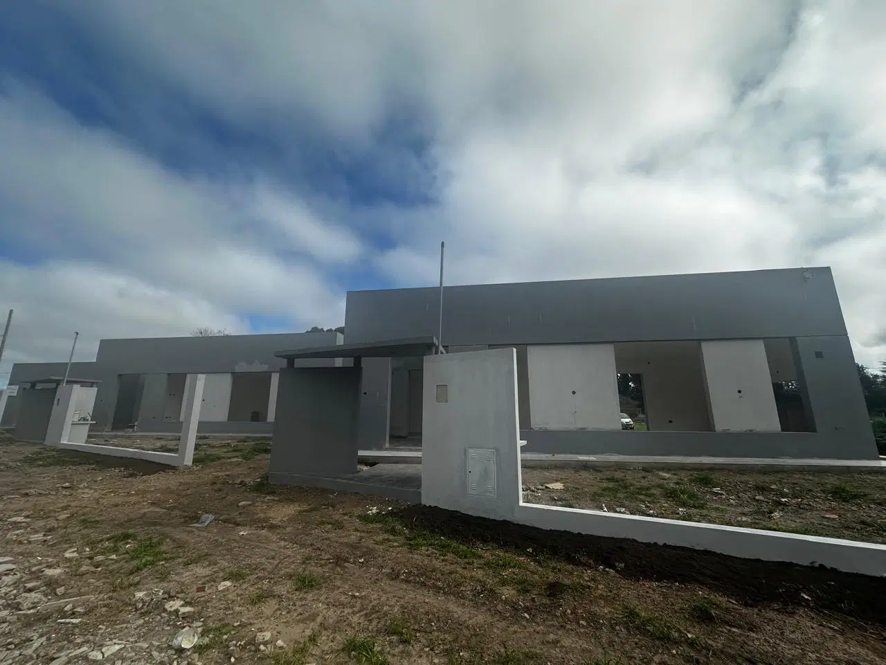 Casa en venta 2 dormitorios con parrilla Villa Elisa 2