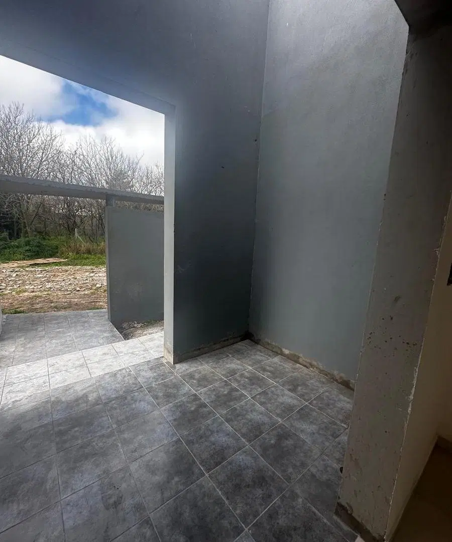 Casa en venta 2 dormitorios con parrilla Villa Elisa 8