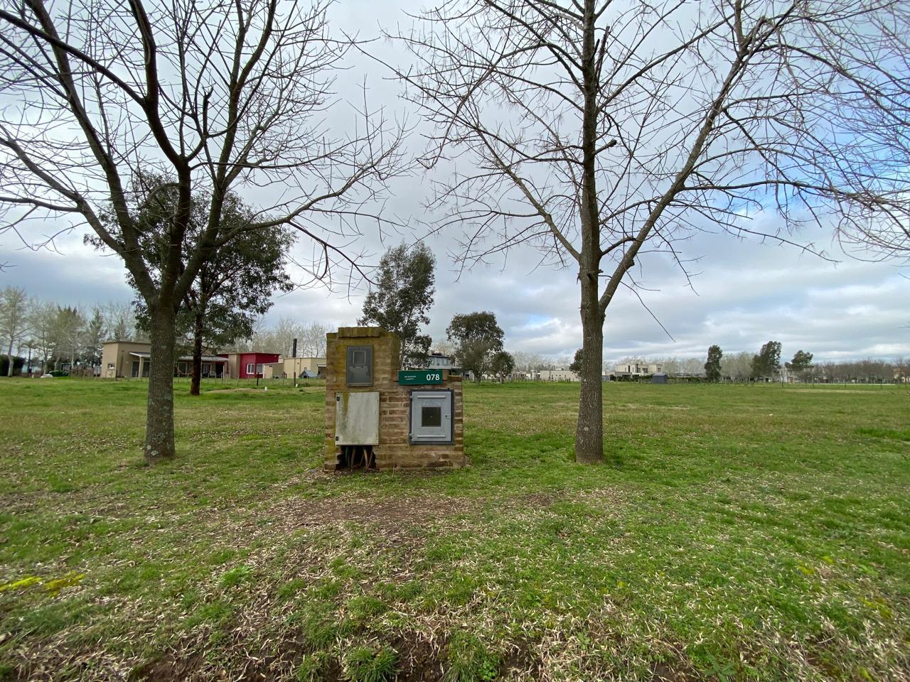 Foto de Terreno en Haras del Sur III - Barrio las Acacias - 889 metros, imagen 5