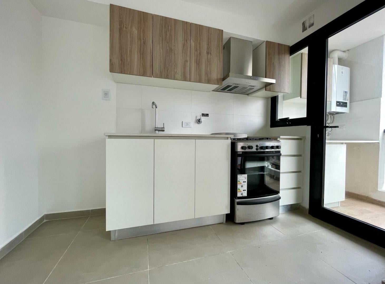 Foto de Departamento 1 Dormitorio en Venta en La Plata, imagen 3