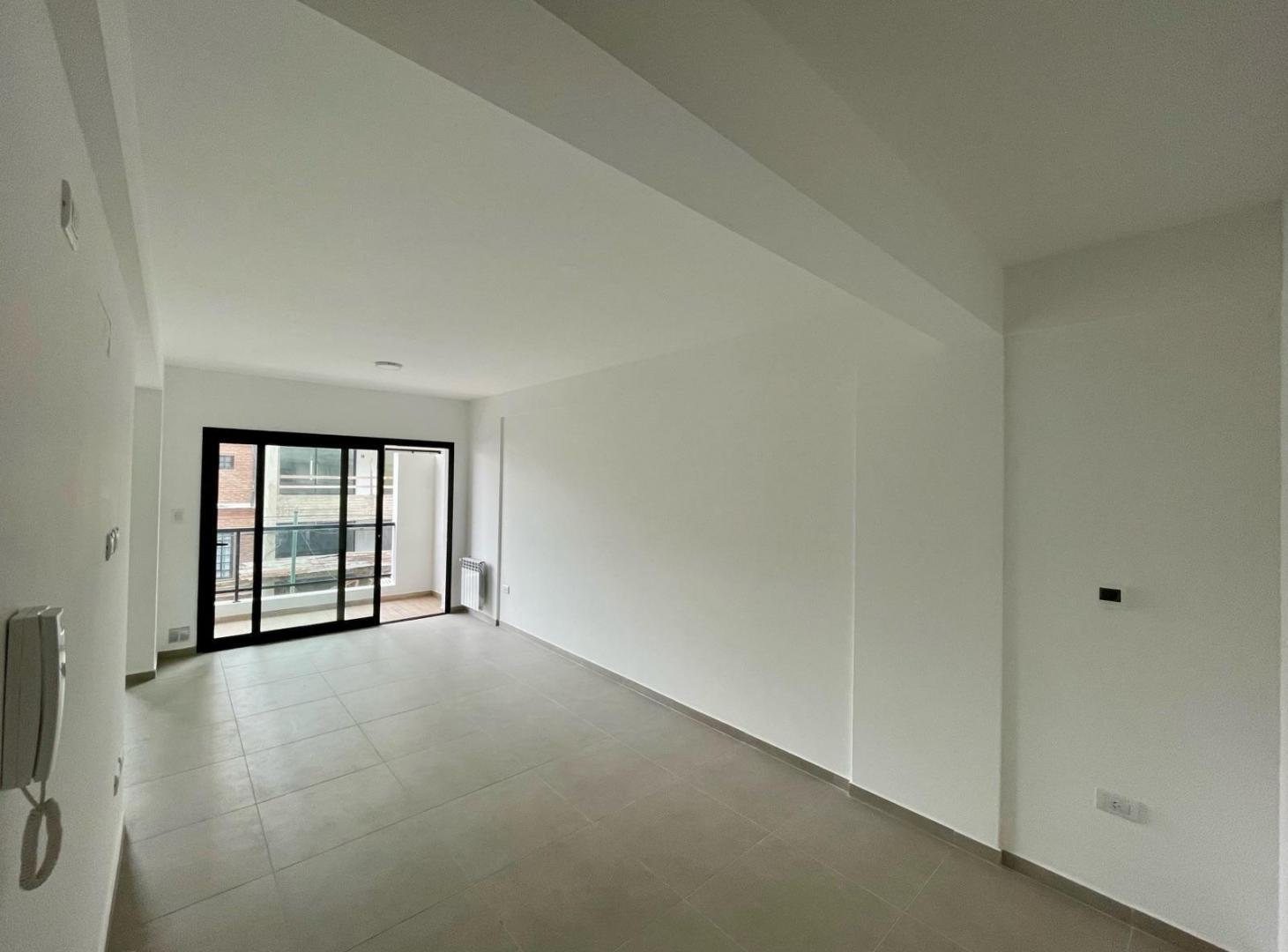 Foto de Departamento 1 Dormitorio en Venta en La Plata, imagen 2
