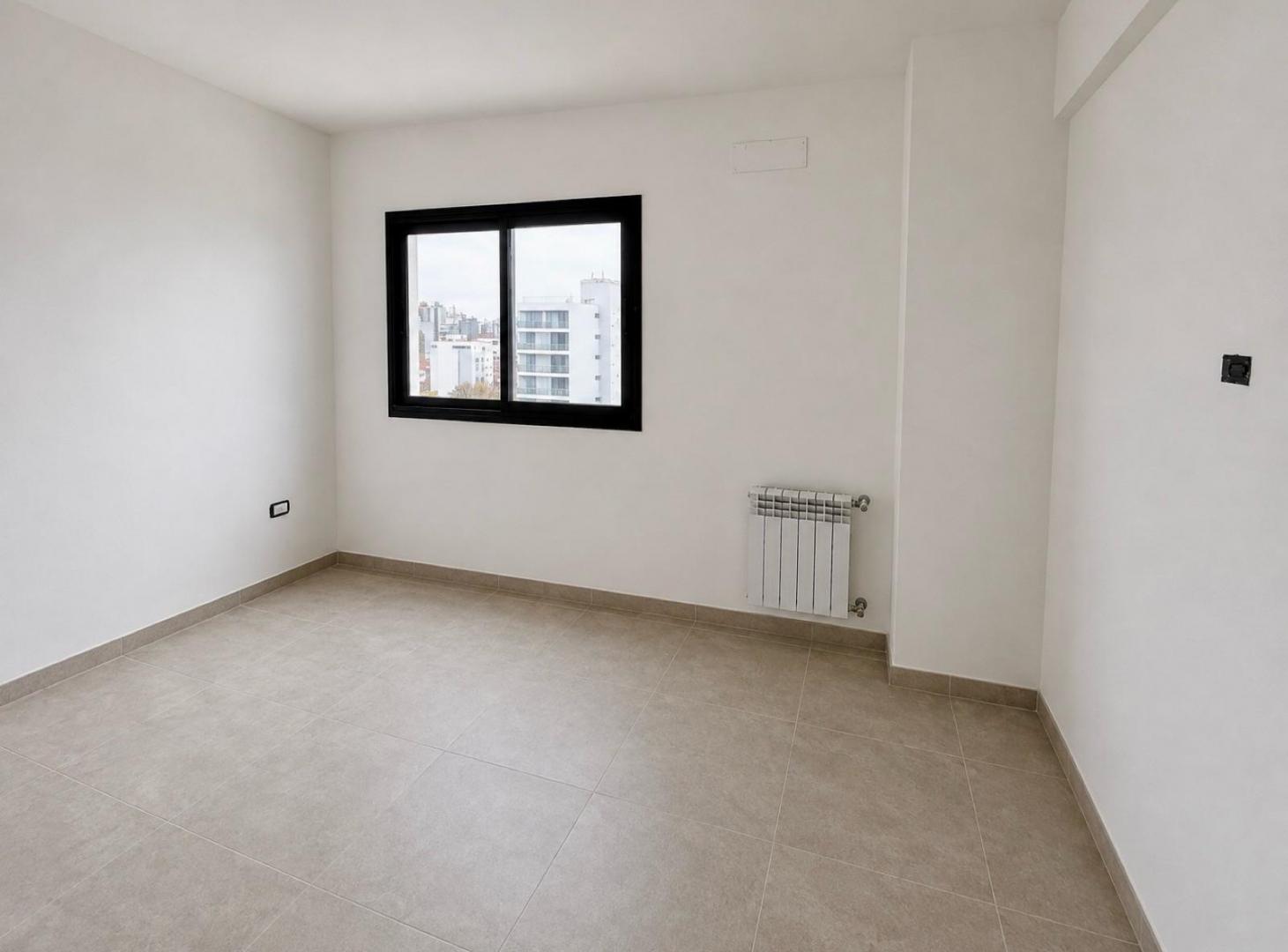 Foto de Semipiso 2 Dormitorios con Cochera en Venta en La Plata, imagen 4