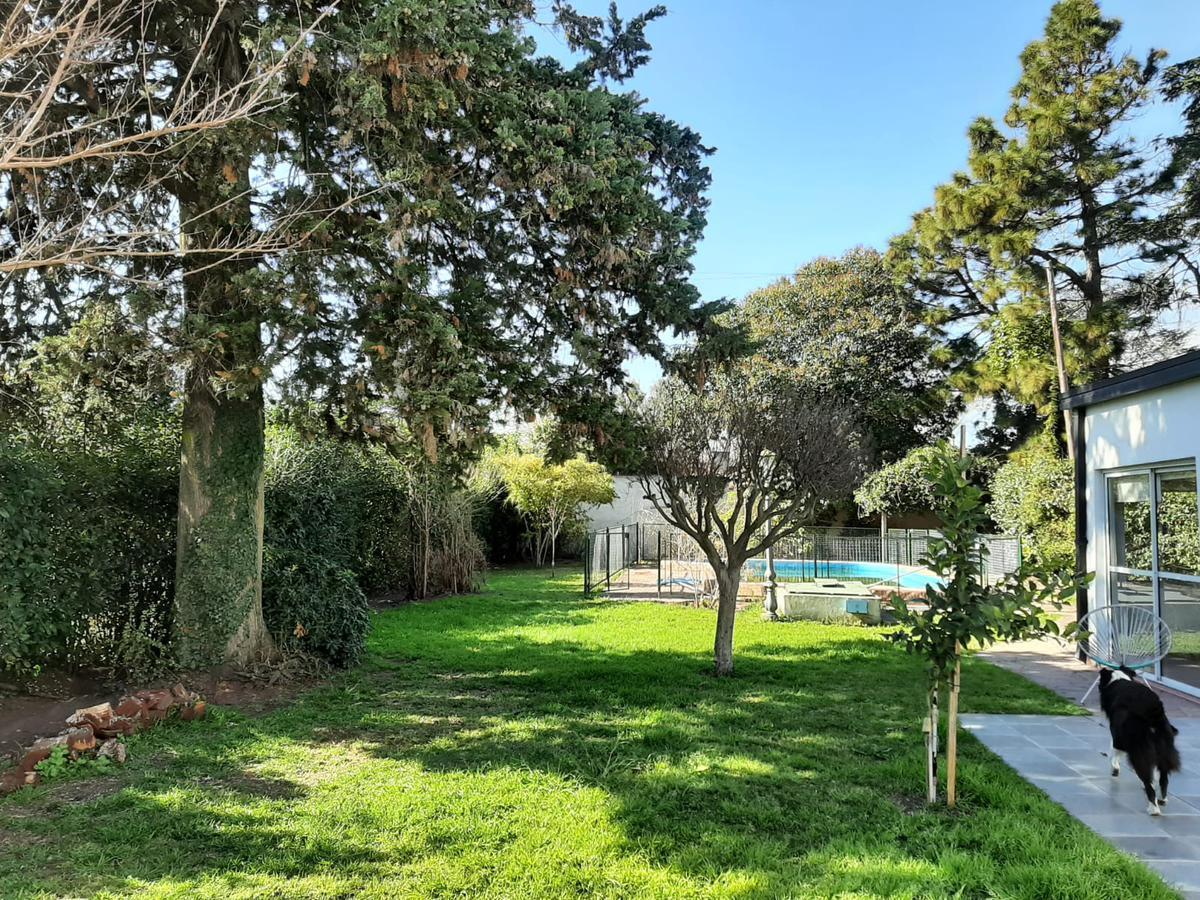 Foto de Venta/alquiler de casa dos dormitorios, quincho y pileta en La Plata, imagen 1