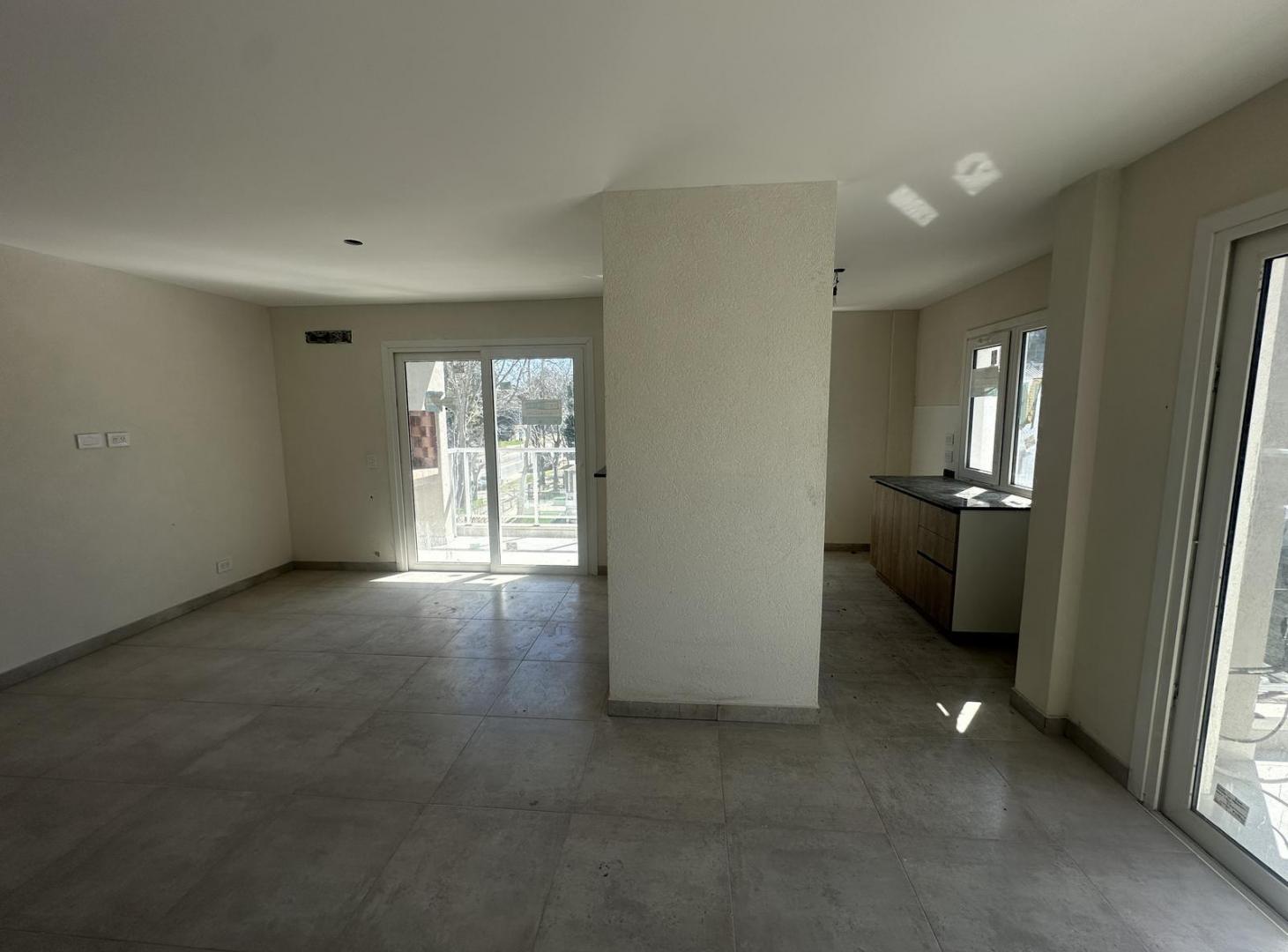 Foto de Departamento en venta 2 dormitorios balcon con parrilla Pinamar, imagen 3