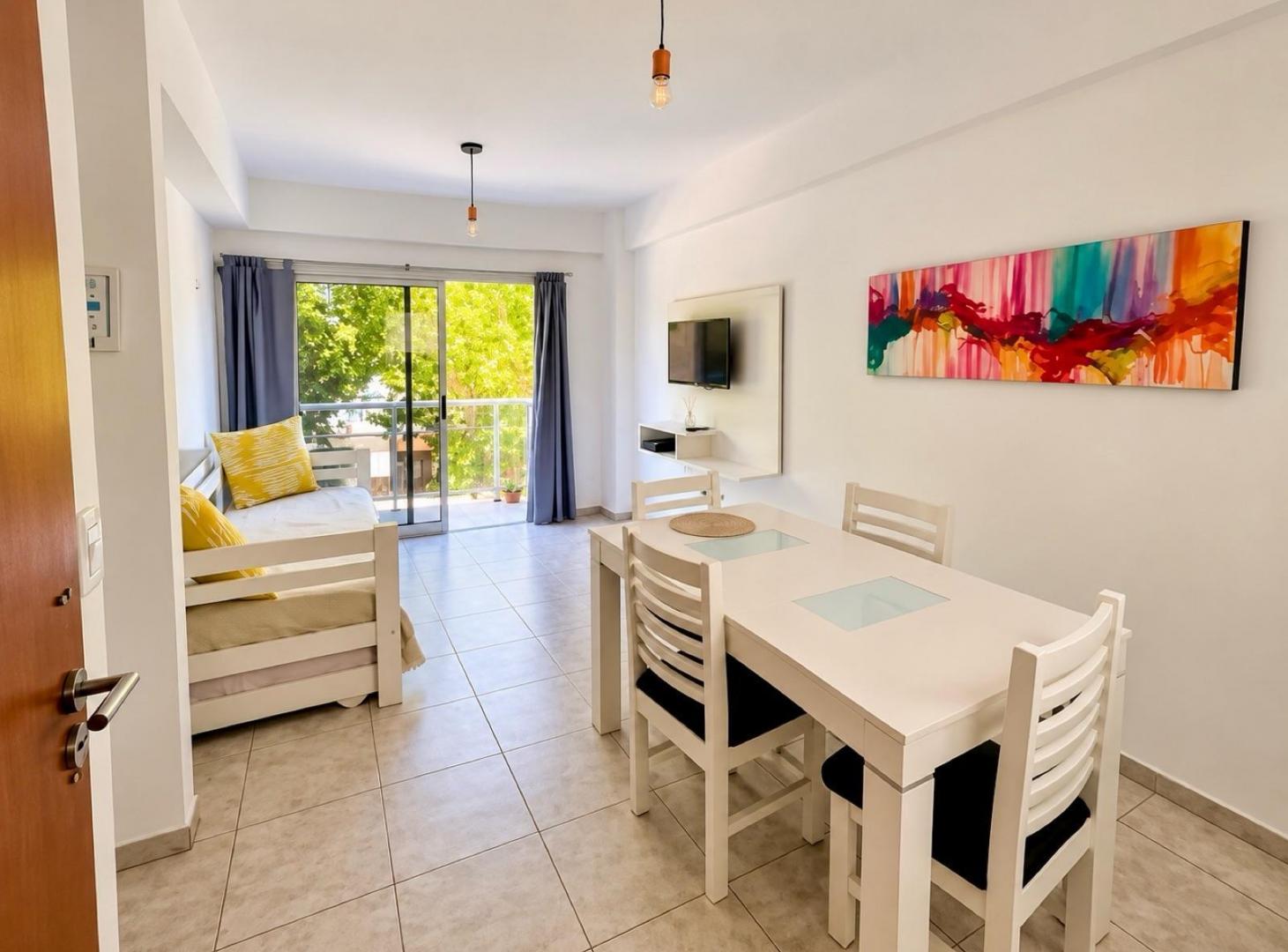 Foto de Semipiso Pasante de 1 Dormitorio en Venta en La Plata, imagen 3
