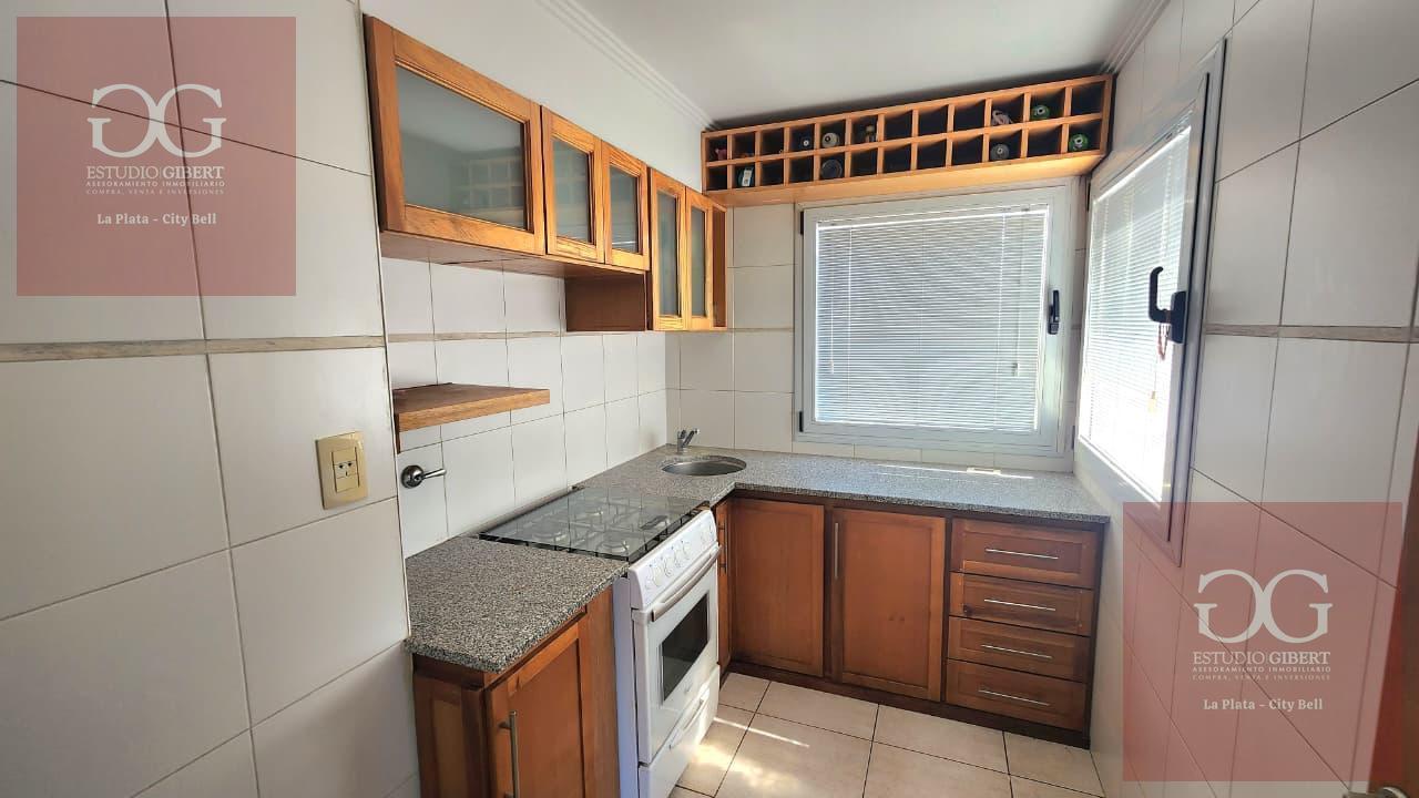 Foto de Casa en venta 3 dormitorios en La Plata, imagen 4