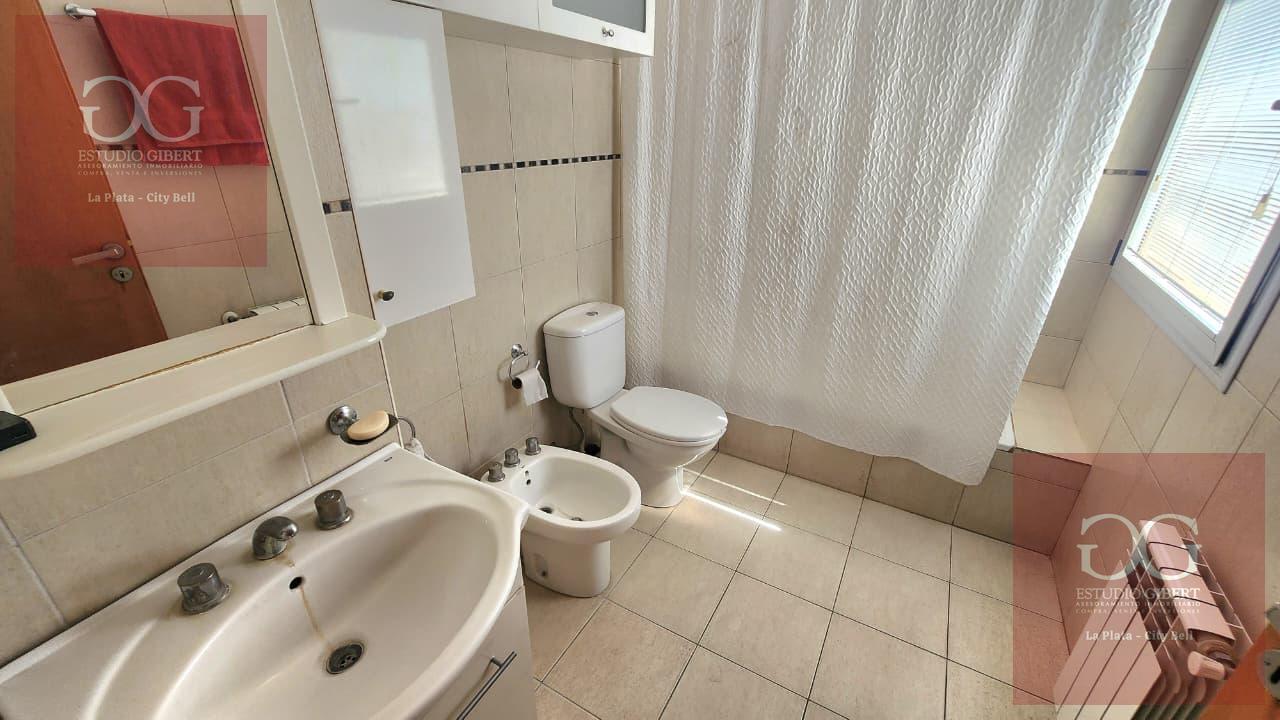Foto de Casa en venta 3 dormitorios en La Plata, imagen 5