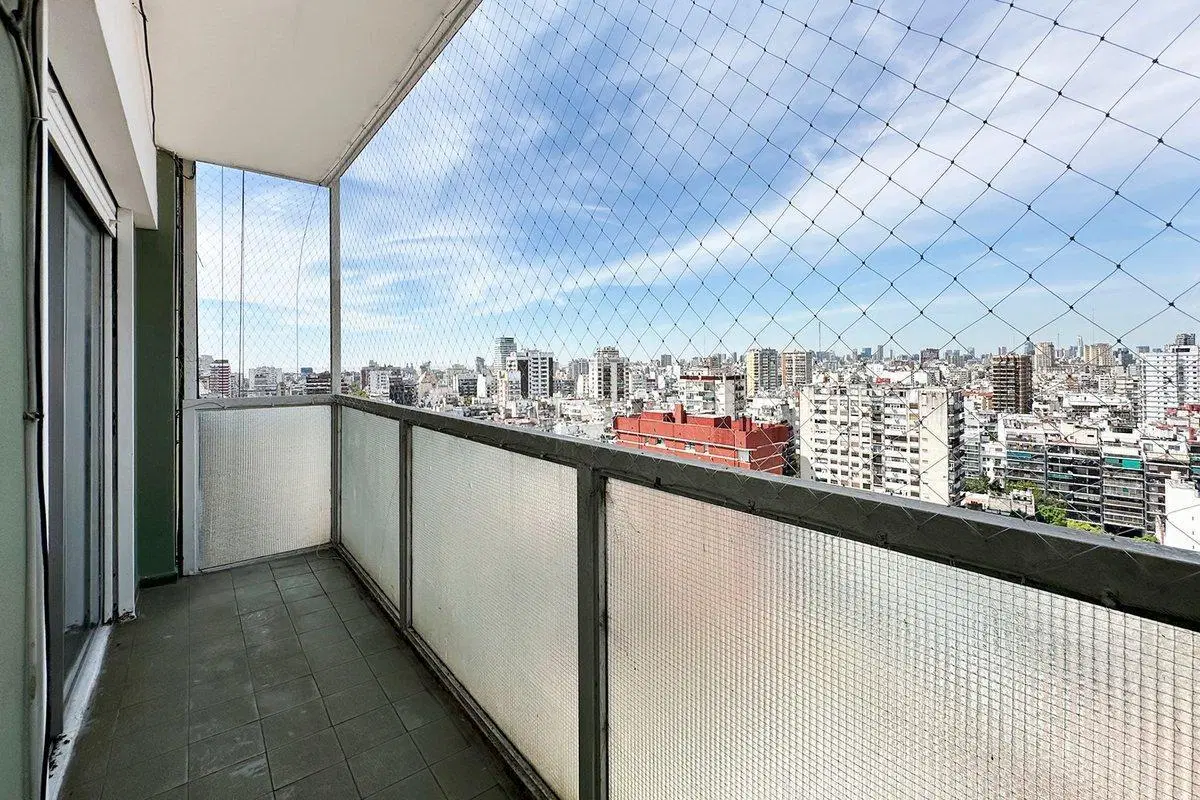 PALERMO-VENTA 3 AMBIENTES CON COCHERA-PISO ALTO!!! 2