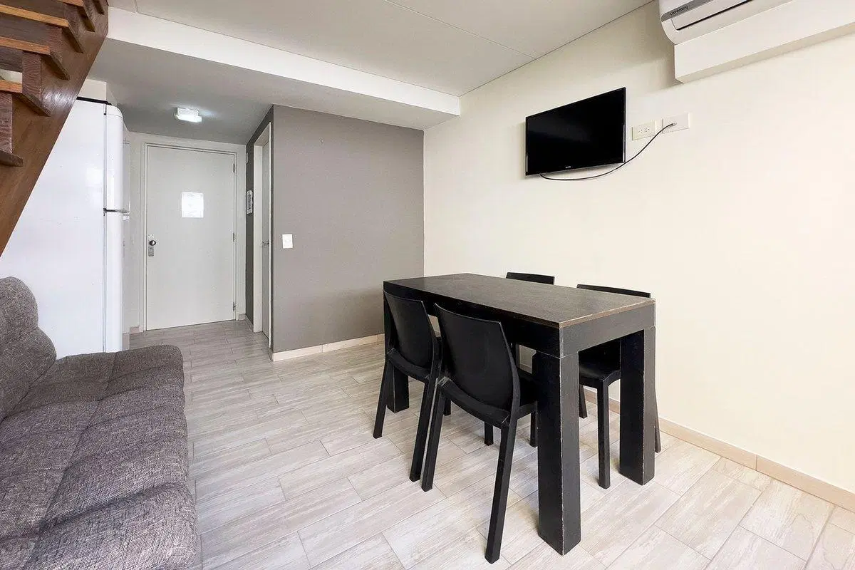 Venta Dúplex 2 ambientes amoblado ideal inversión 4
