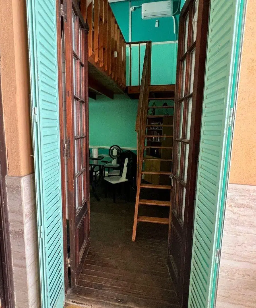 Venta casa 5 ambientes con Local comercial 5
