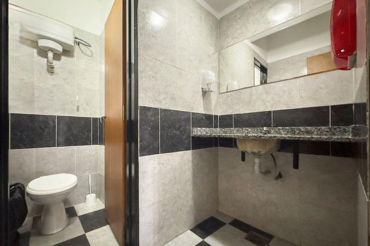 VENTA LOCAL COMERCIAL,ZONA SAN MARTIN CENTRO