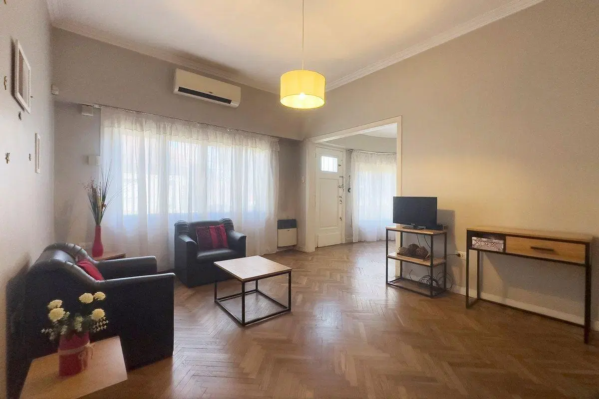 Casa en Venta en Banfield - 4 Ambientes 5