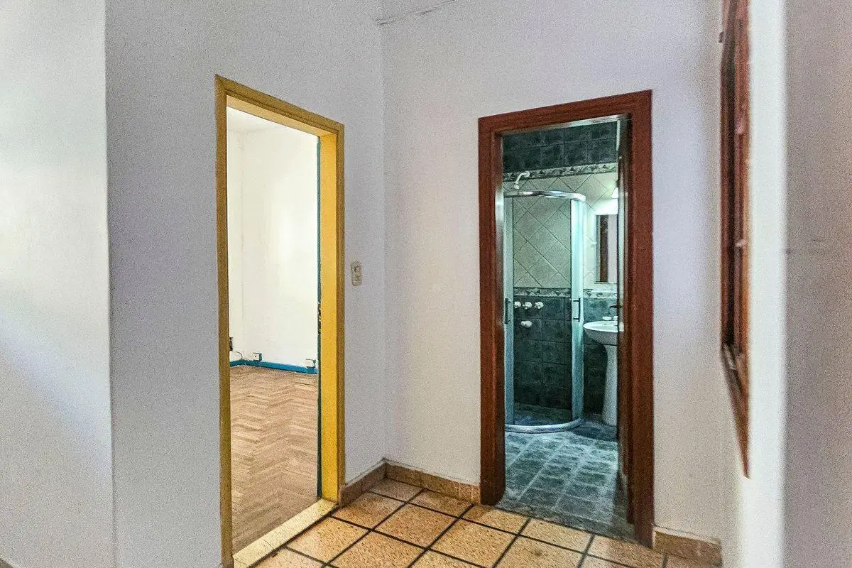 VENTA-CASA 5 AMB IDEAL P/AMPLIAR-VERSALLES-185m² 4