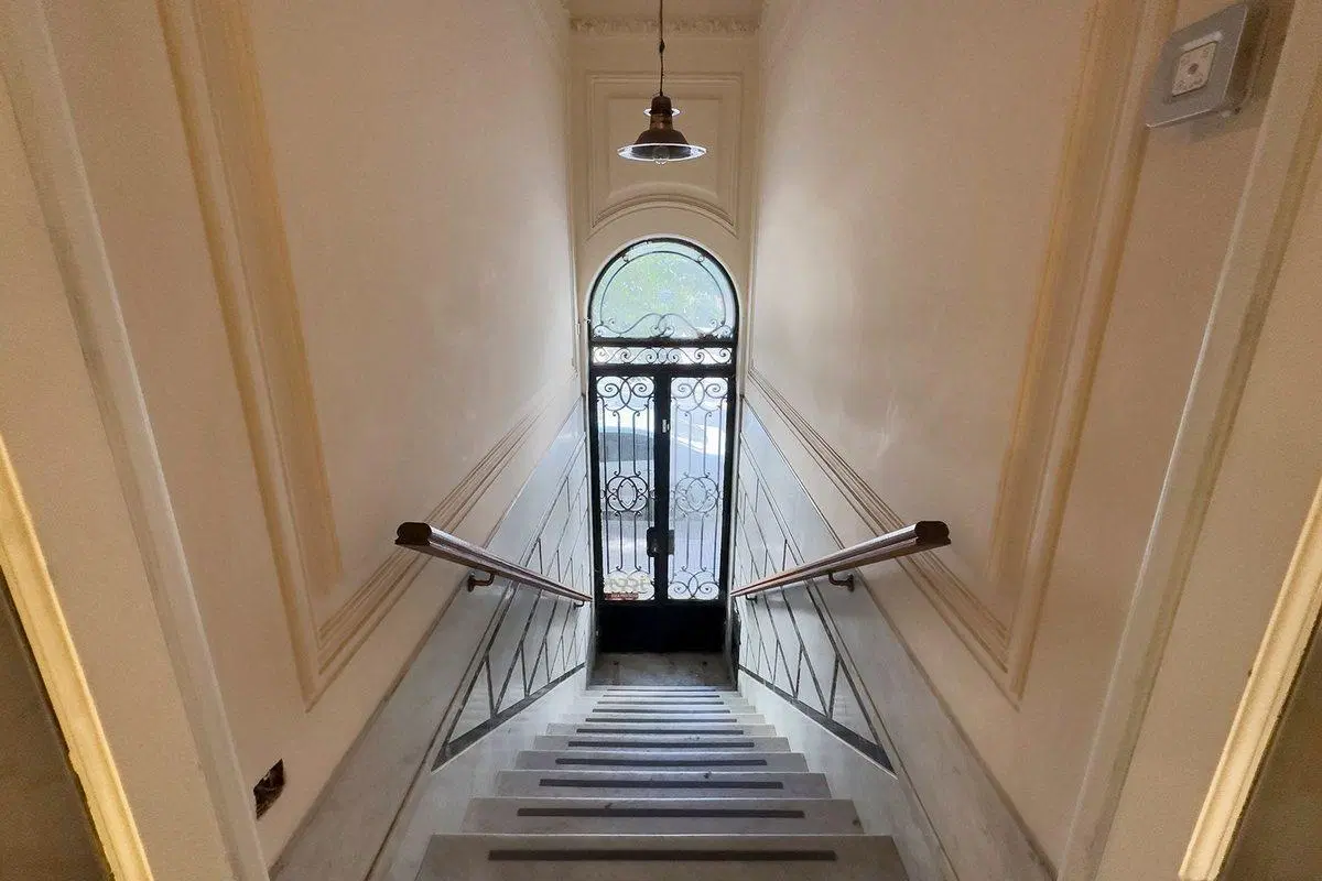 VENTA PH TIPO CASA C/COCHERA SIN EXPENSAS PALERMO 5