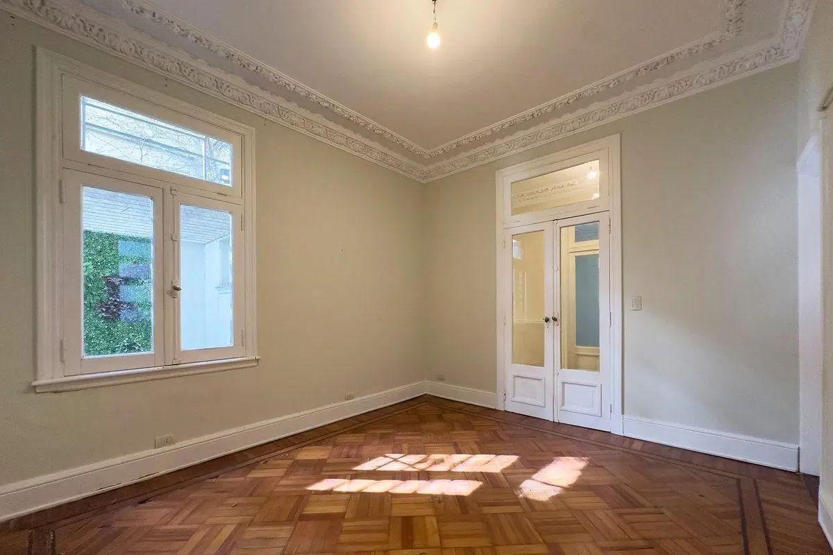 VENTA PH TIPO CASA C/COCHERA SIN EXPENSAS PALERMO 2