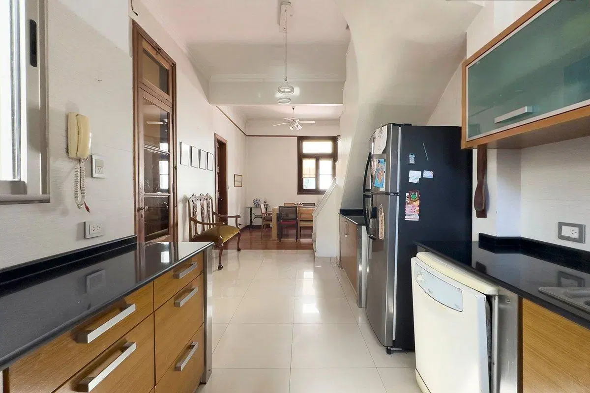 Venta PH con terraza y parrilla en Balvanera 2