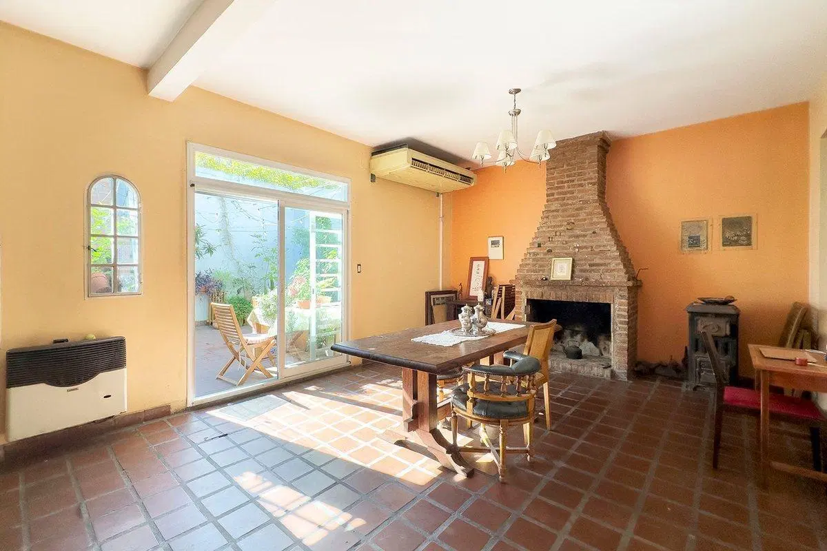 Venta PH con terraza y parrilla en Balvanera 4