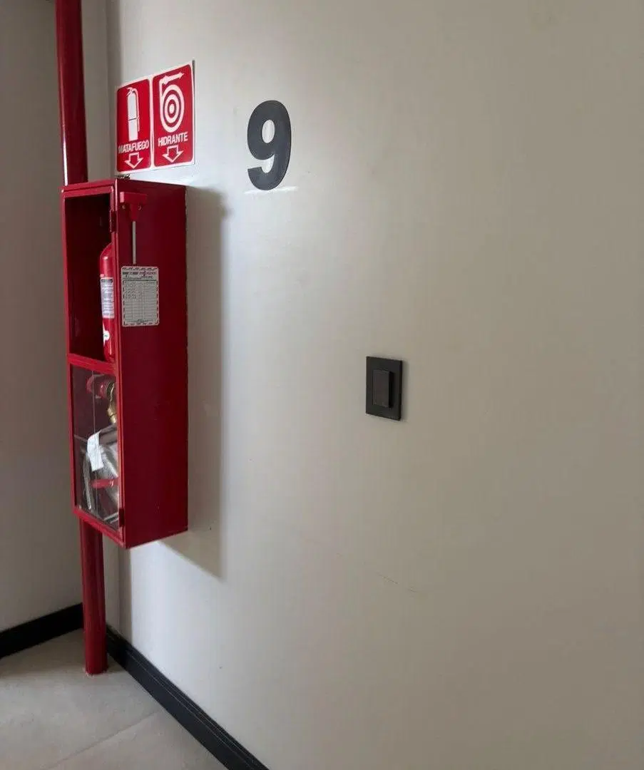 Venta oficina Apto credito colegiales 2