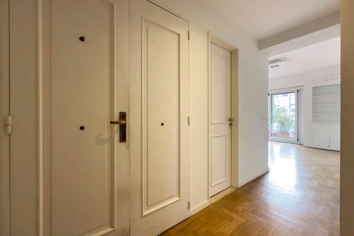 Exclusivo Semipiso Piso Alto con Vista al Palacio 2