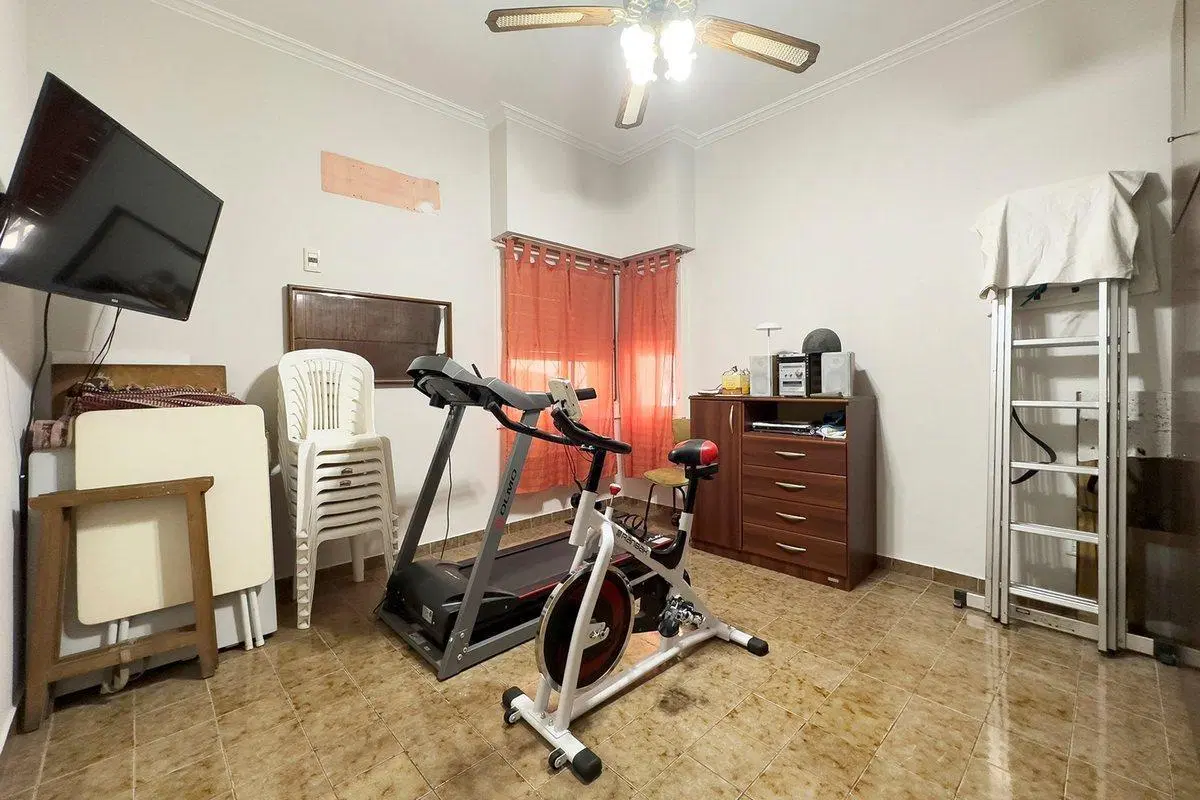VILLA SARMIENTO VENTA CHALET 3-4 AMB A MTS GAONA 3