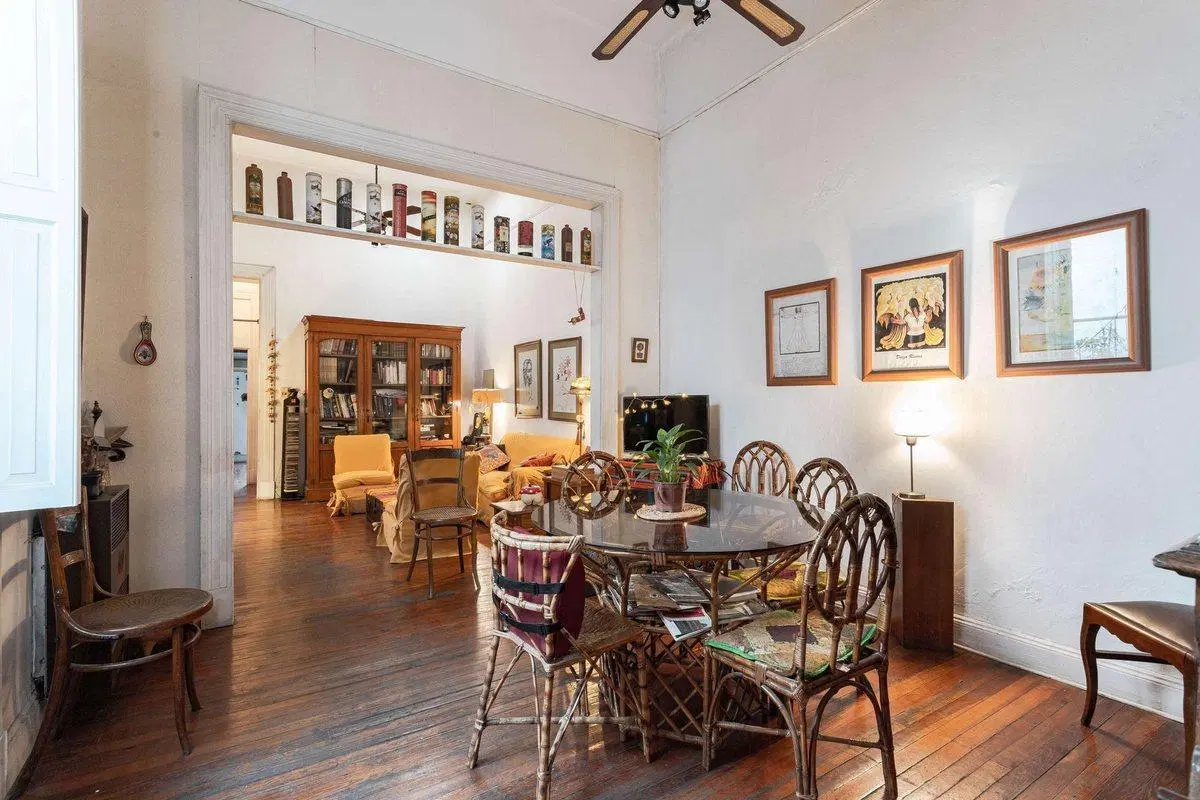 Venta casa 5 ambientes con local en Balvanera 5