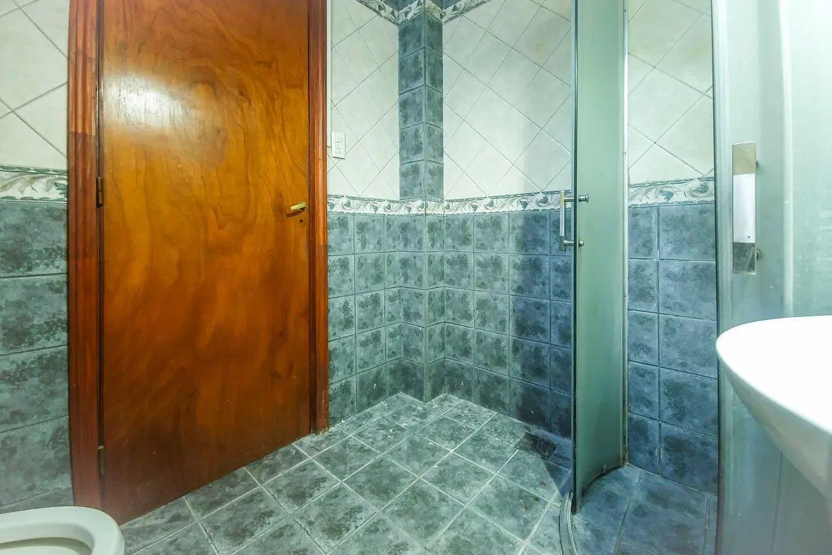 ALQUILER CASA 5 AMB C/PATIO Y TERRAZA – VERSALLE 4