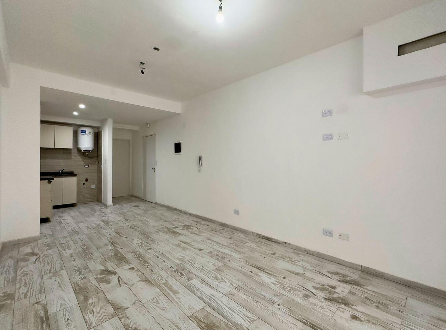 Foto de Monoambiente divisible con Balcón – Balvanera, imagen 4