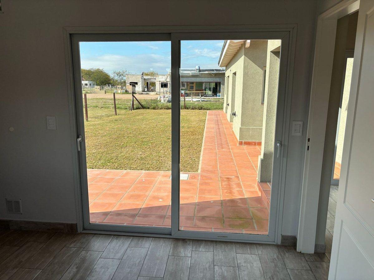 Foto de VENTA CASA ESTRENAR EN CAPILLA DEL SEÑOR, imagen 2